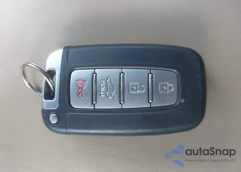 2013 Hyundai Genesis 3.8 z USA, uszkodzony, nr VIN KMHGC4DD2DU224729